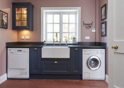 Oxford Blue Painted Utility 5