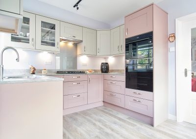 Modern Two Tone Shaker Kitchen (3)