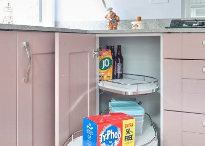 Modern Two Tone Shaker Kitchen (6)